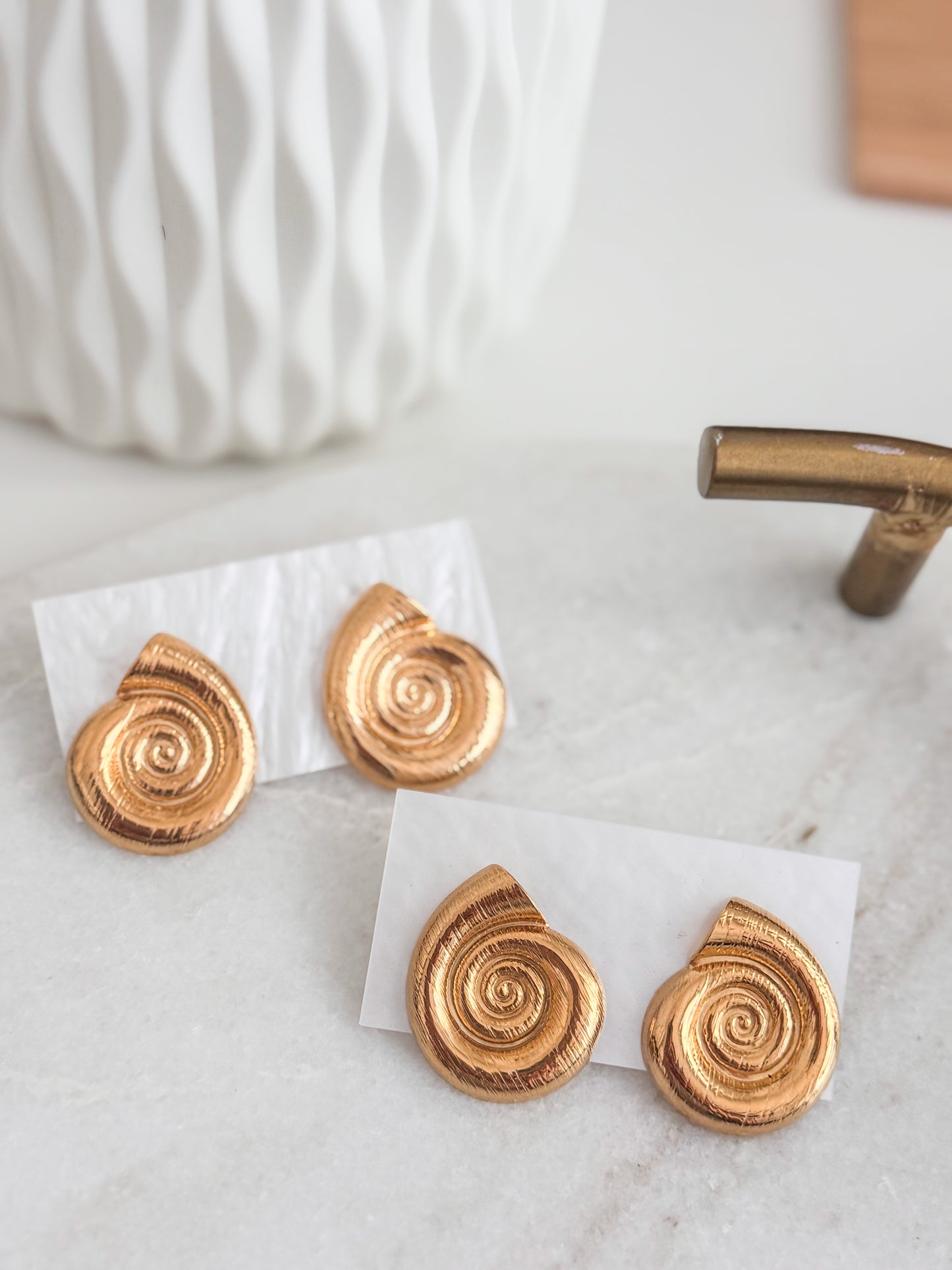 Caracol earrings