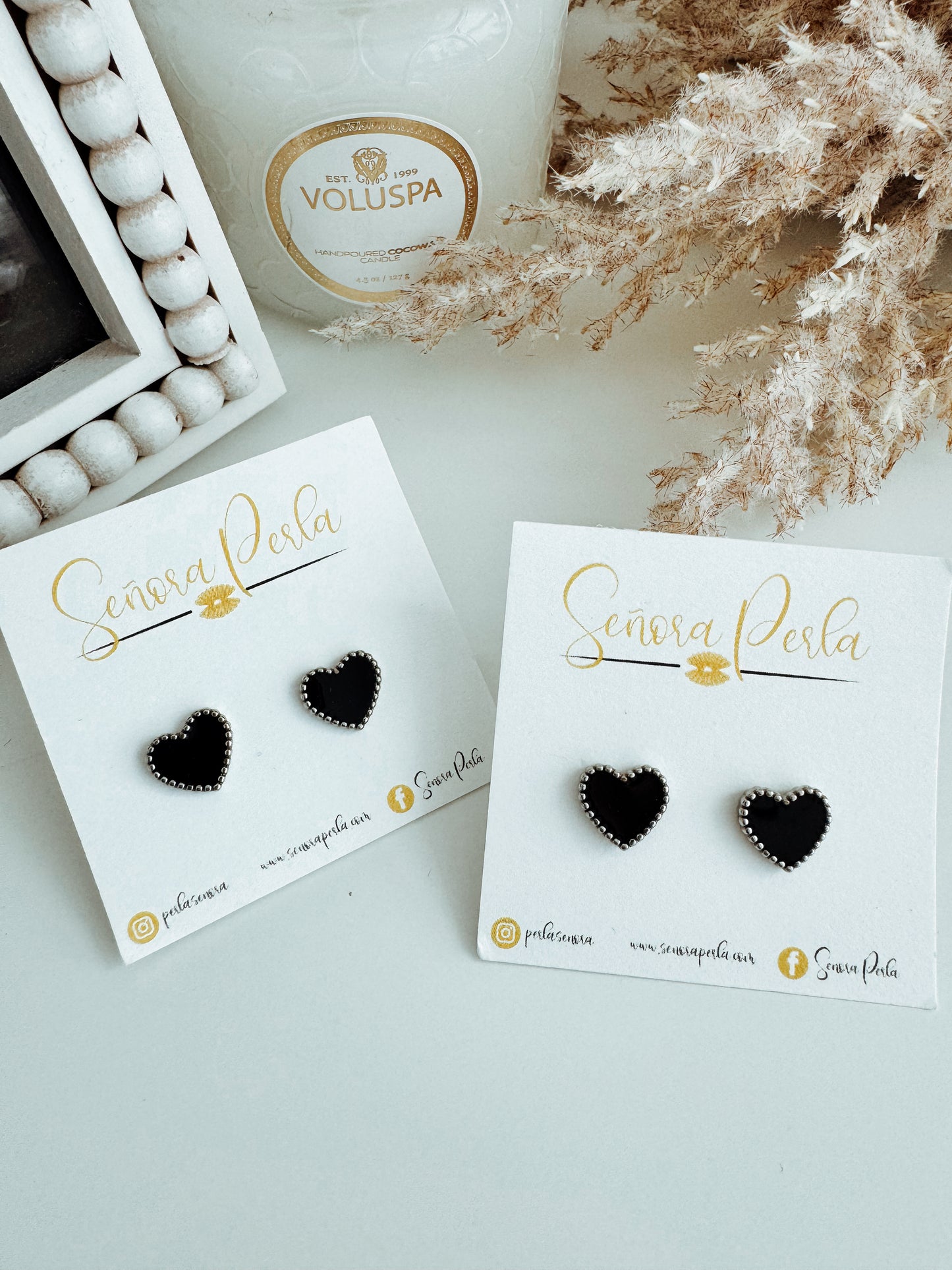 Black hearts studs